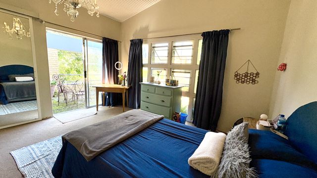 To Let 4 Bedroom Property for Rent in Bonza Bay Eastern Cape